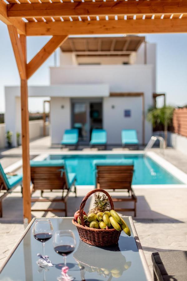 Kallipateira Villa ลาคาเนีย ภายนอก รูปภาพ